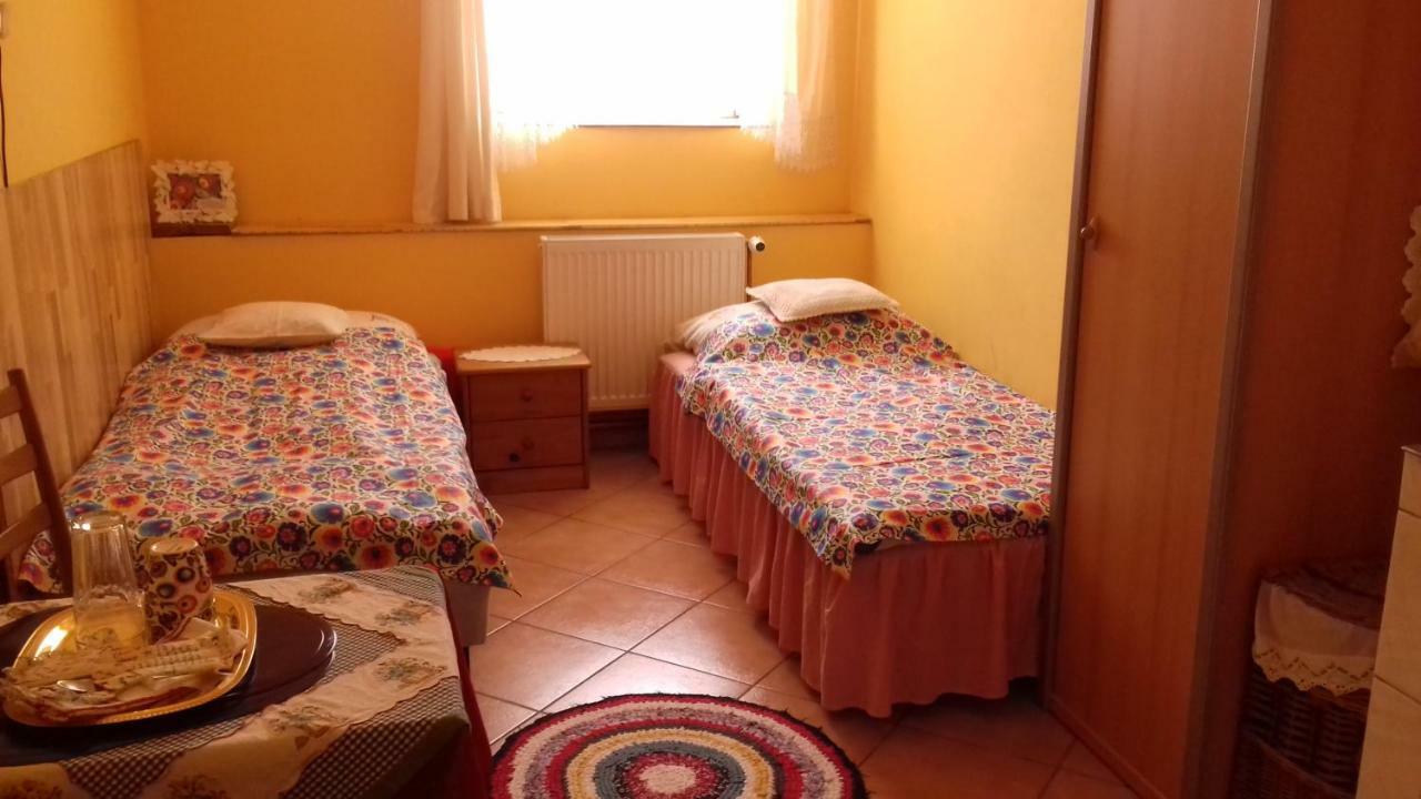 Апартаменты Dom Na Ludowo W Brzeznicy Brzeznica  Экстерьер фото